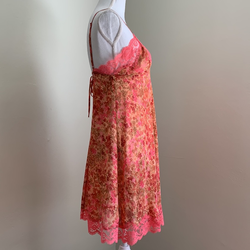 VTG Y2K VICTORIA'S SECRET Floral Lace Slip Dress - Picture 5 of 15